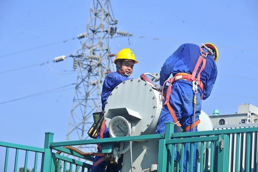 统调全网资源保安全保民生保重点保稳定 尽锐出战坚持坚守坚信保电有我有我必胜